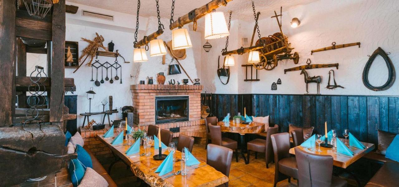 Hotel Johannes-Zeche Illmitz Εξωτερικό φωτογραφία